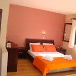 Mikros Gialos Apartments * Μικρός Γιαλός