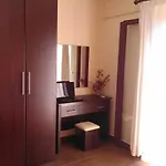 Mikros Gialos Apartments Διαμέρισμα *