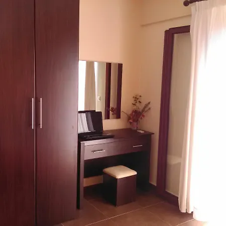 Mikros Gialos Apartments Daire *