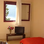 Daire Mikros Gialos Apartments *