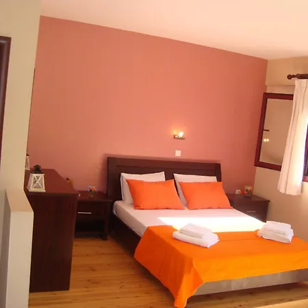 Mikros Gialos Apartments * ミクロス・ギアロス