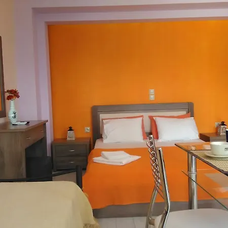 Mikros Gialos Apartments * ミクロス・ギアロス