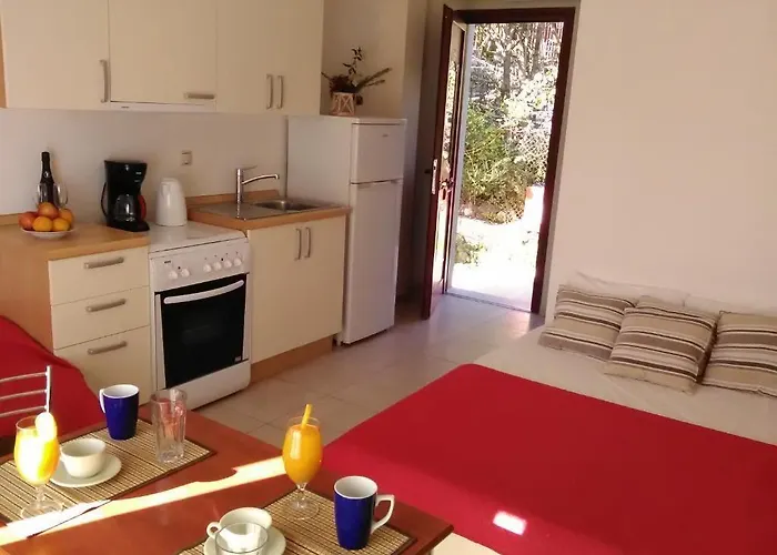 Apartman Mikros Gialos Apartments