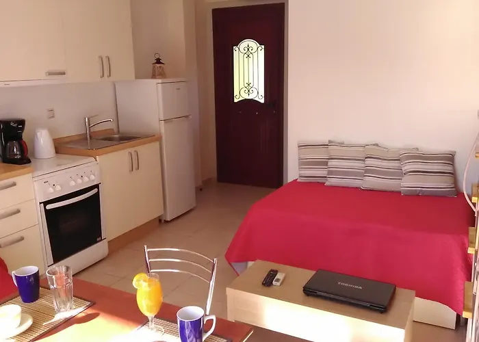 Apartman Mikros Gialos Apartments *